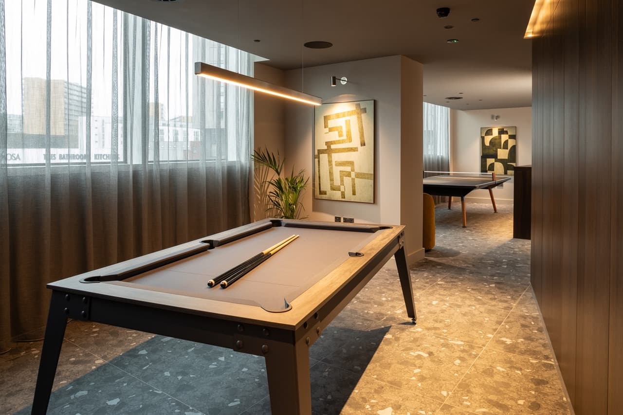 Games room with pool and table tennis at Vista River Gardens, Manchester