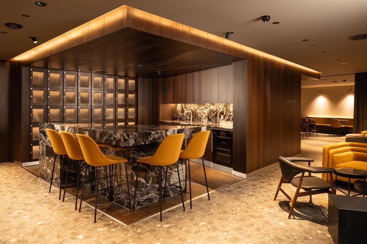 Residents bar and lounge area at Vista River Gardens, Manchester