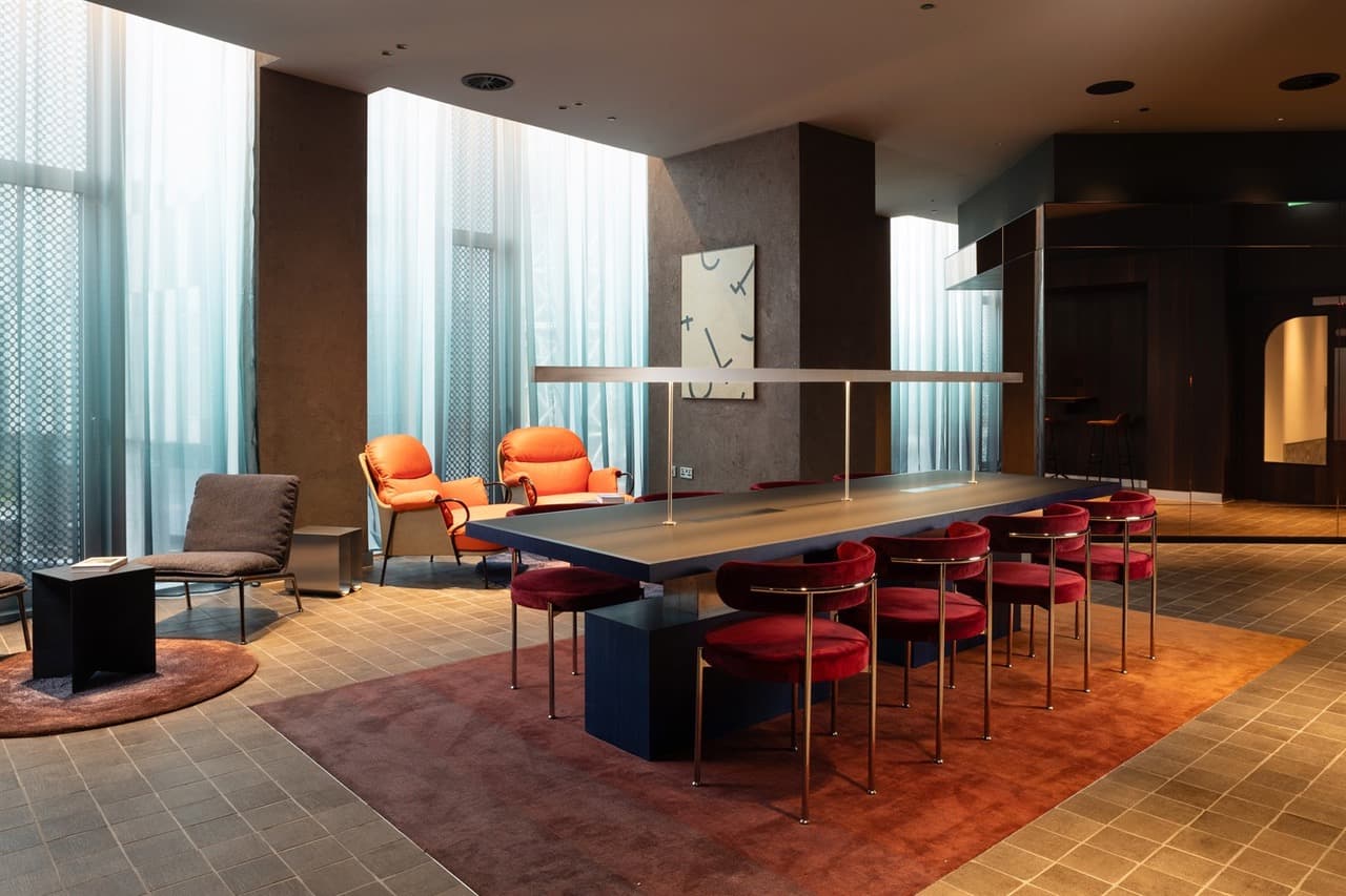 Residents lounge and co-working space at Vista River Gardens, Manchester